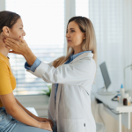 หมอ คลินิกสิว